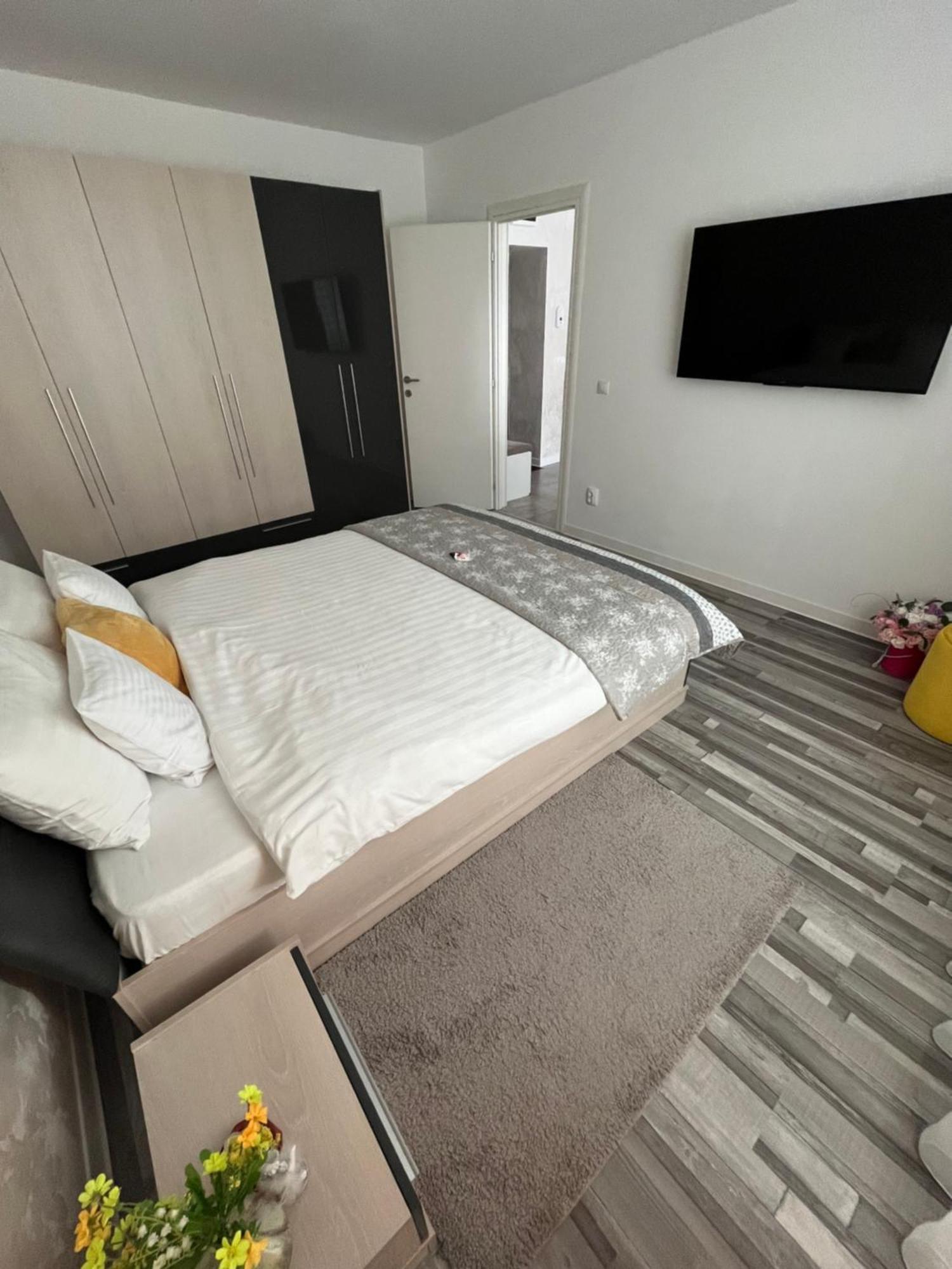 Luxury Apartment Sibiu Eksteriør bilde